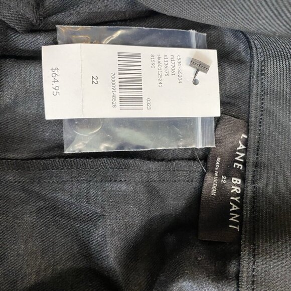 Lane Bryant Black Soft Linen Blend Shorts Mid Rise Pleated MSRP $64 Womens 22 - Picture 3 of 4